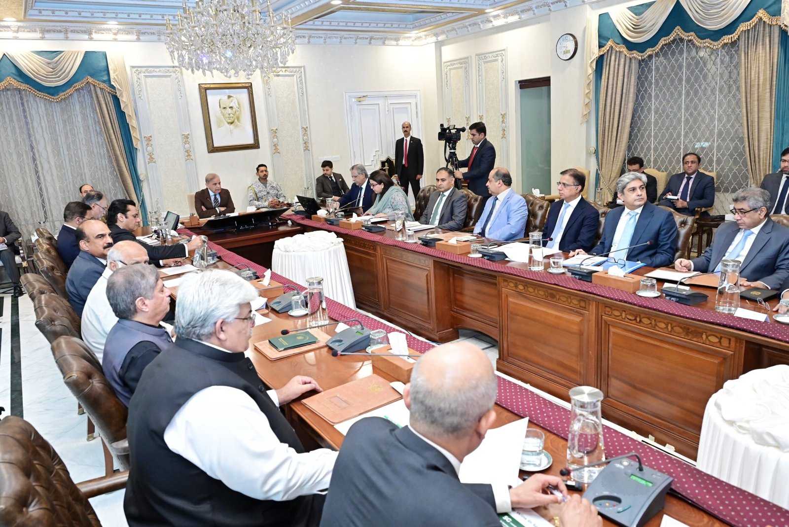 Pakistan Eyes Digital Economic Boom as PM Shehbaz Sharif Reviews Major IT Expansion and 5G Progress