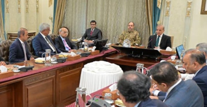 PM Shehbaz Sharif Meets Leading Business Tycoons, Discusses Budget 2026–27 and Economic Reforms